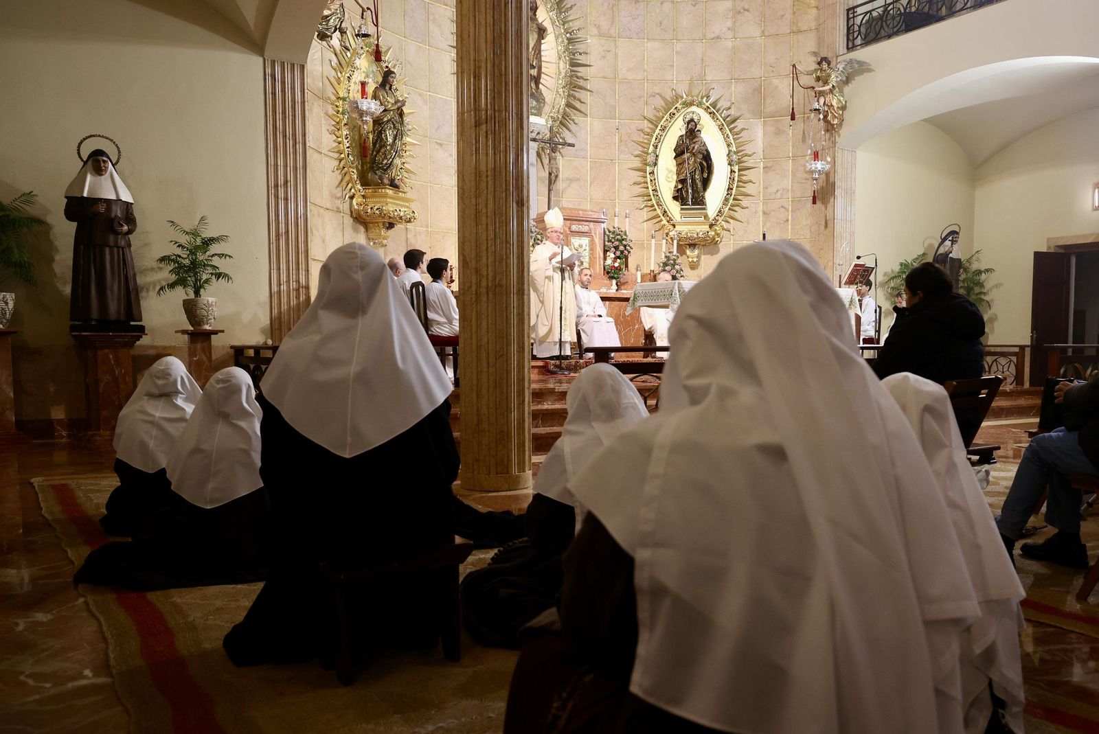 Inicio año jubilar de las Hermanas de la Cruz
