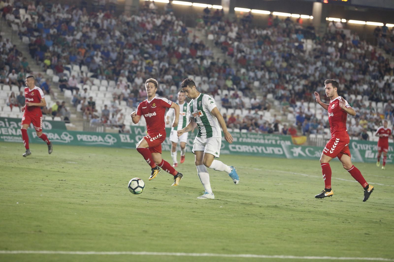 El Córdoba-Nástic, en imágenes