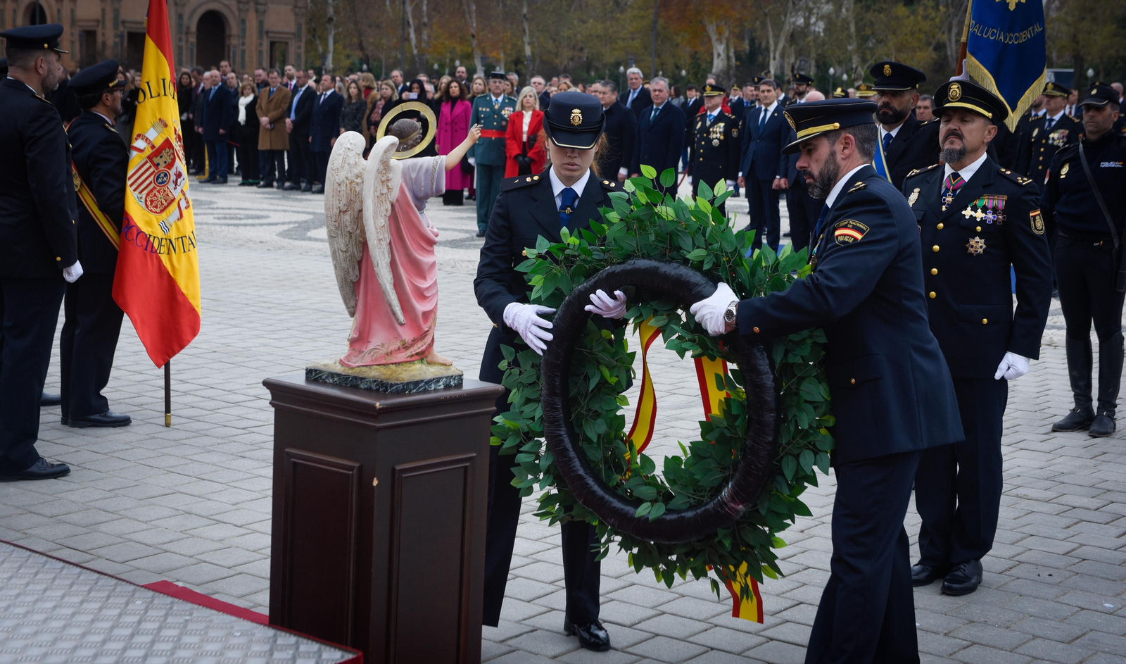 Acto de celebración del Bicentenario de la Policía Nacional en Sevilla