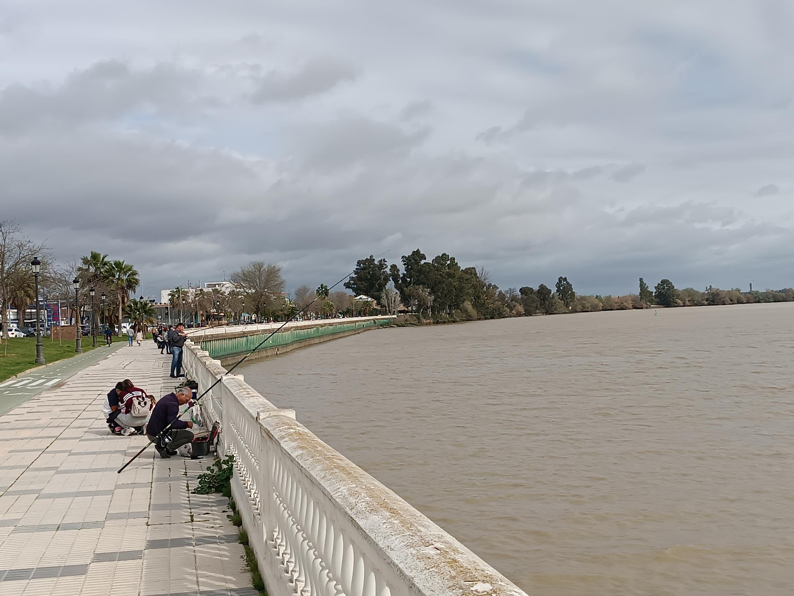 Paseo marítimo de Coria del Río.