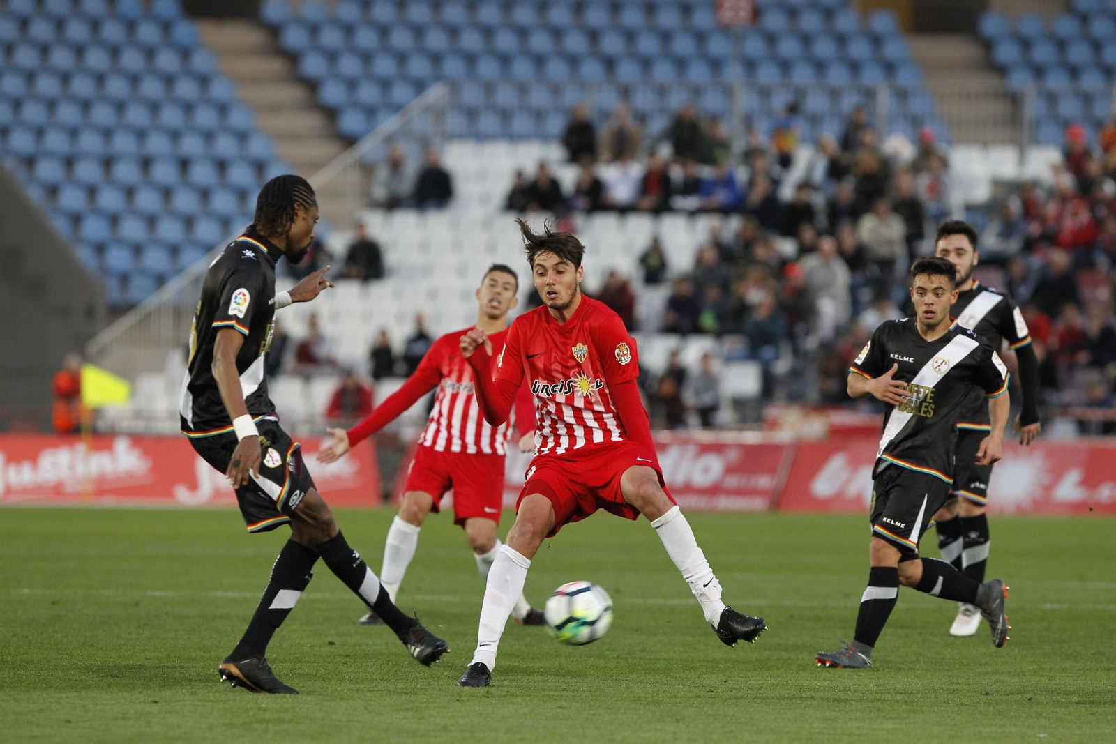 El UD Almería-Rayo Vallecano, en imágenes