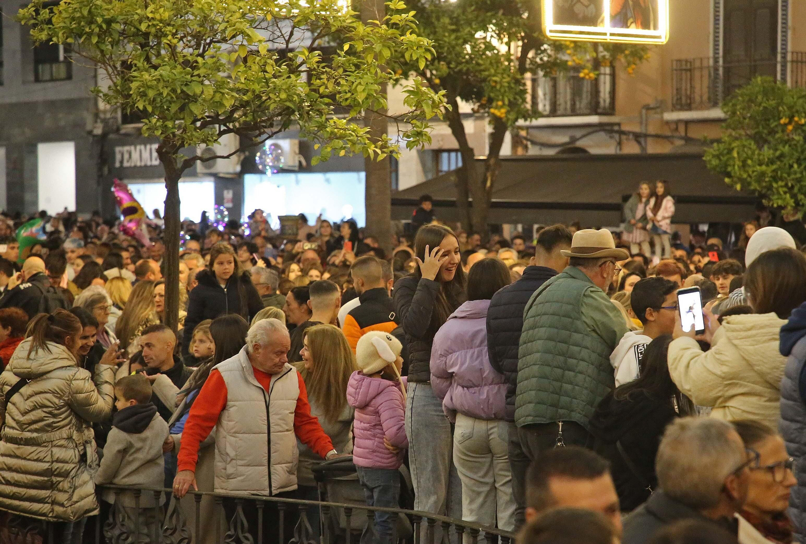 La inauguración del alumbrado navideño de Algeciras, en imágenes