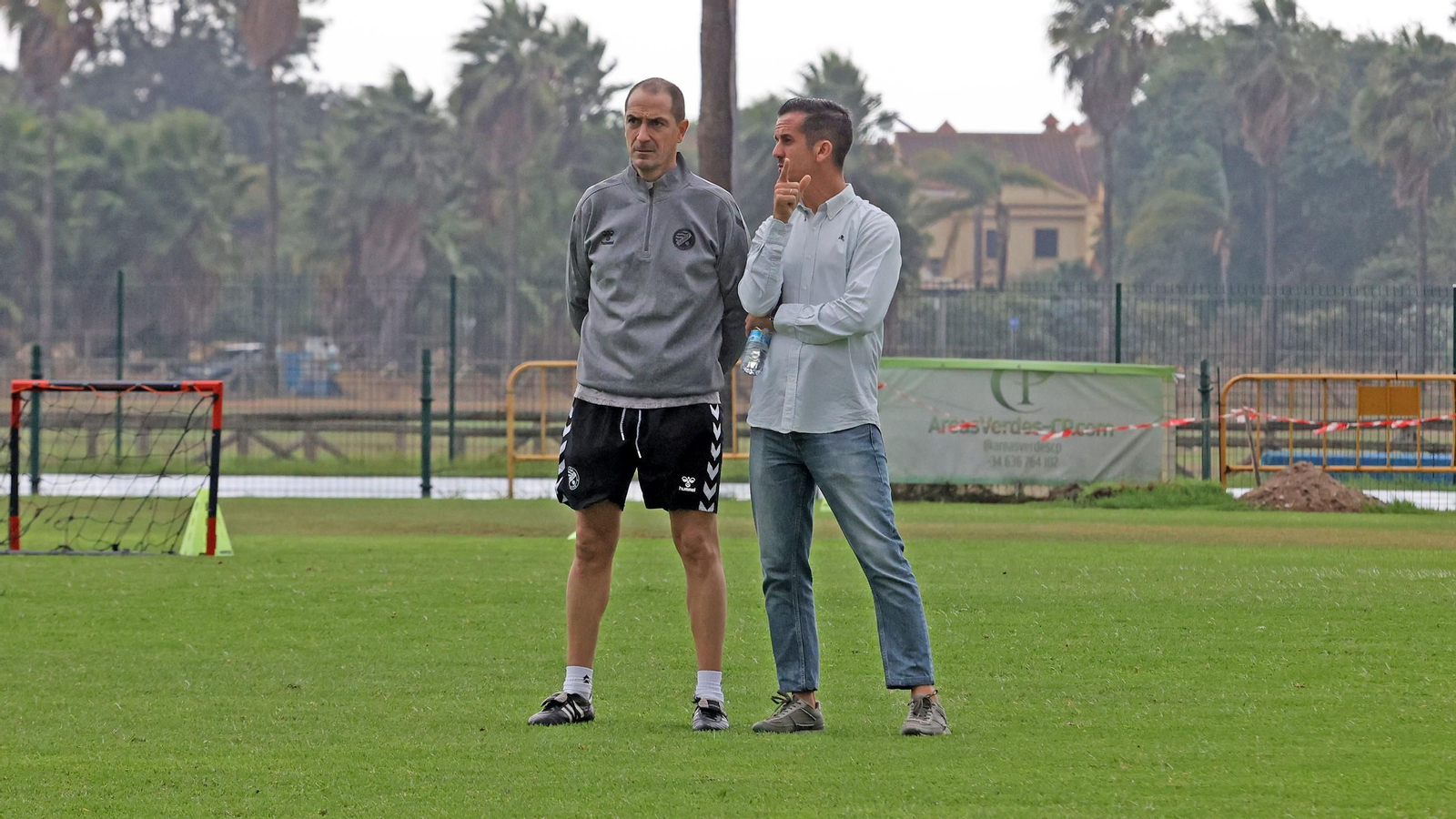Primer entrenamiento del nuevo entrenador en el Xerez DFC