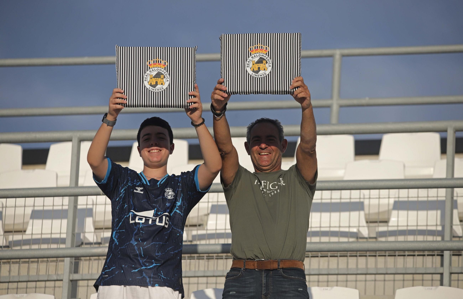Búscate en el Ciudad de La Línea durante el Balona - Castilleja de Tercera Federación