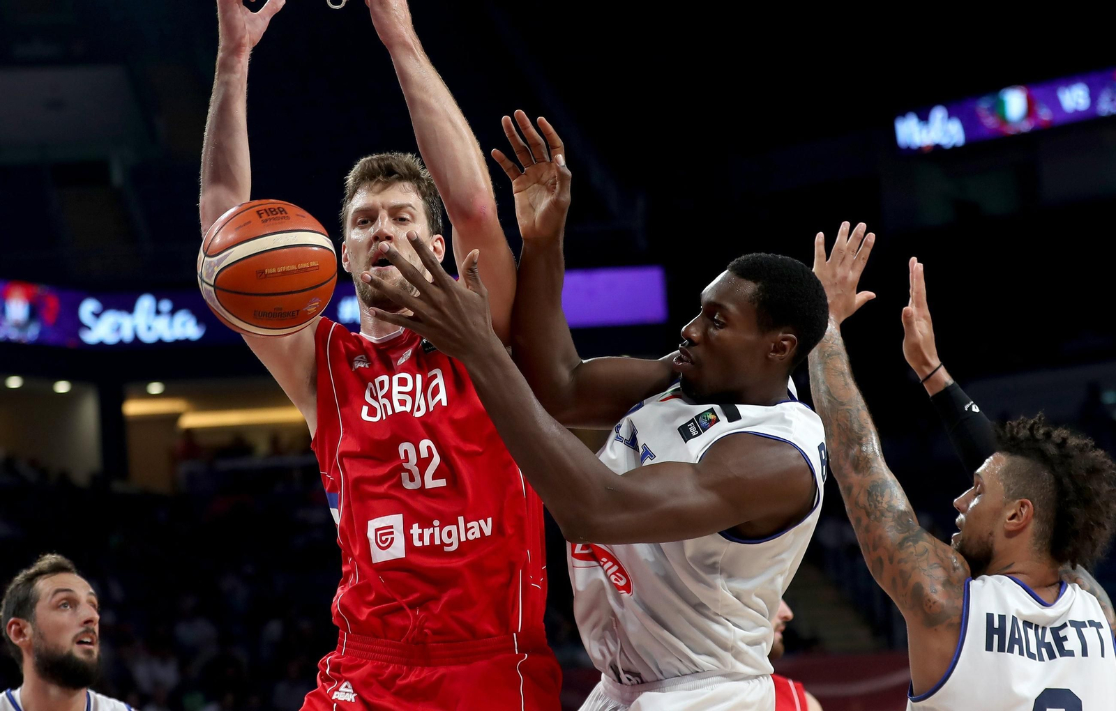 La carrera de Ognjen Kuzmic, en fotos