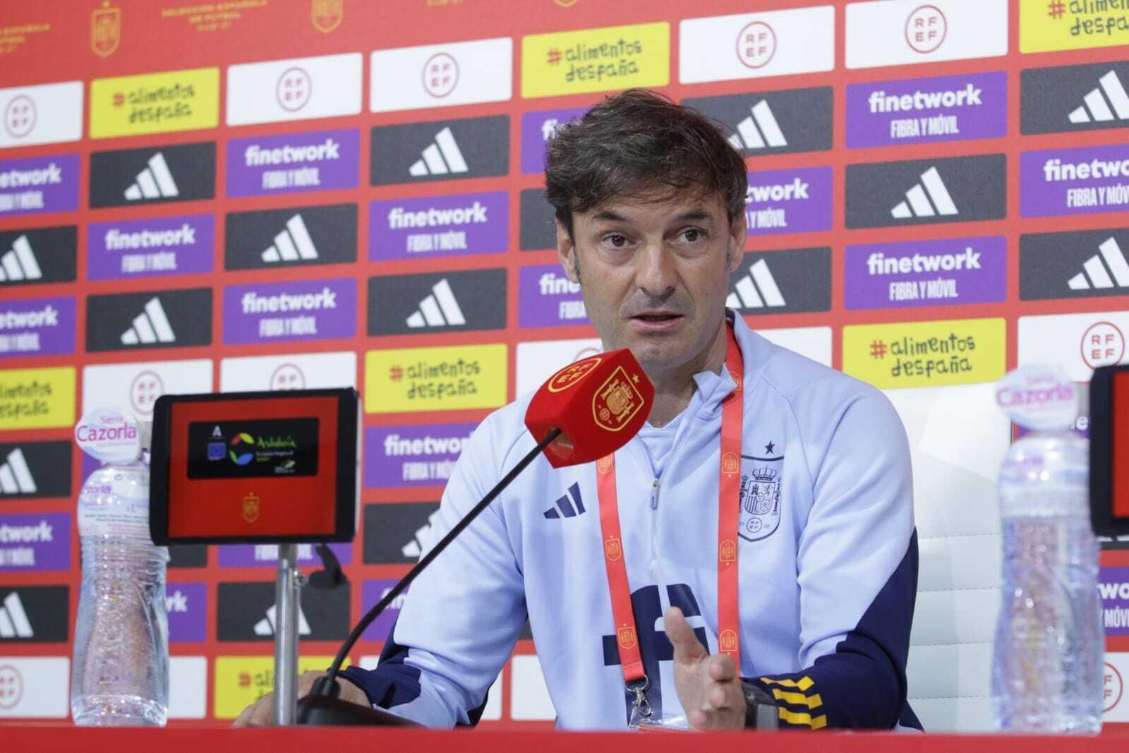 El técnico albaceteño, en la rueda de prensa El técnico albaceteño, en la rueda de prensa