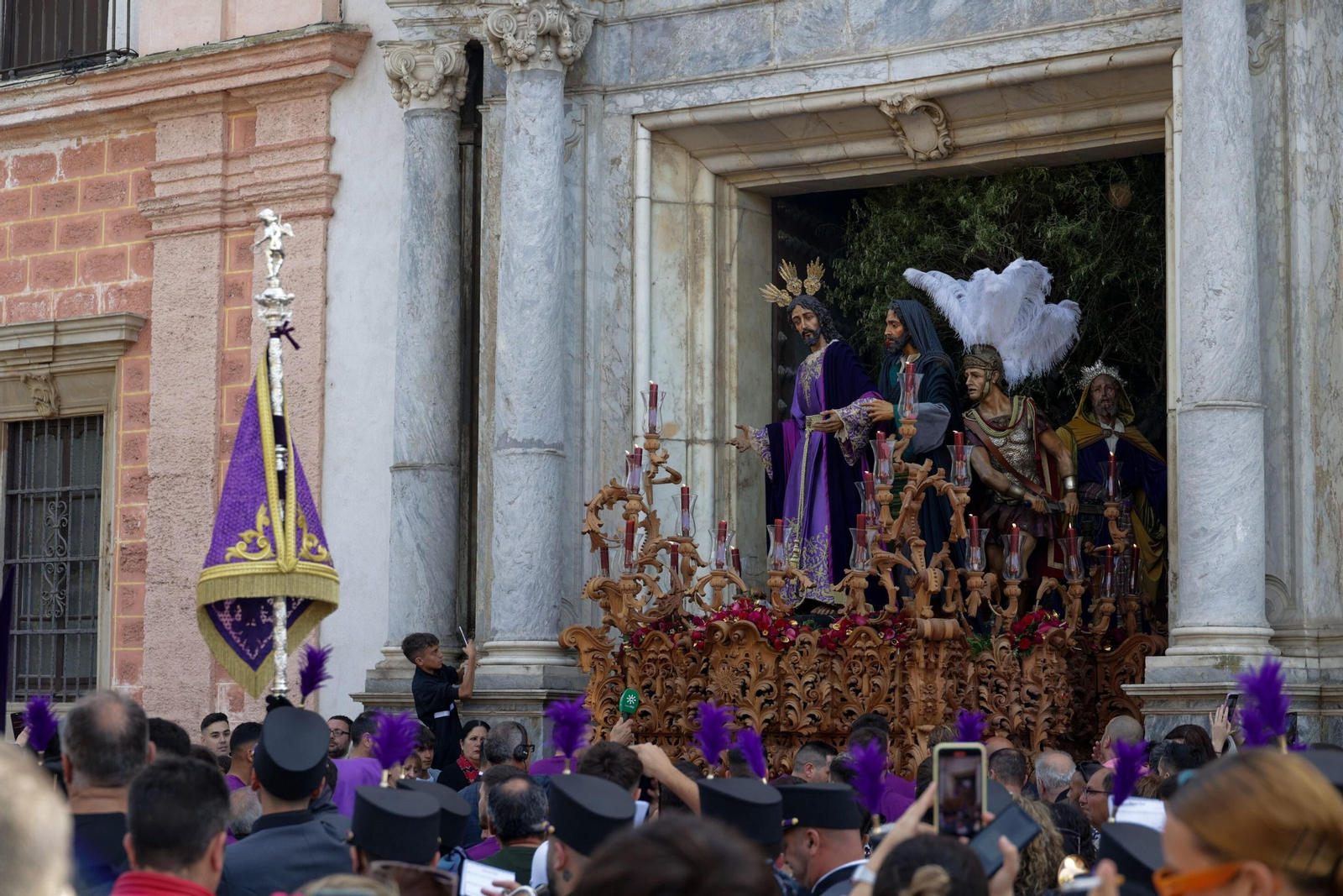 Las imágenes de la salida del Prendimiento de Cádiz en la Semana Santa 2023