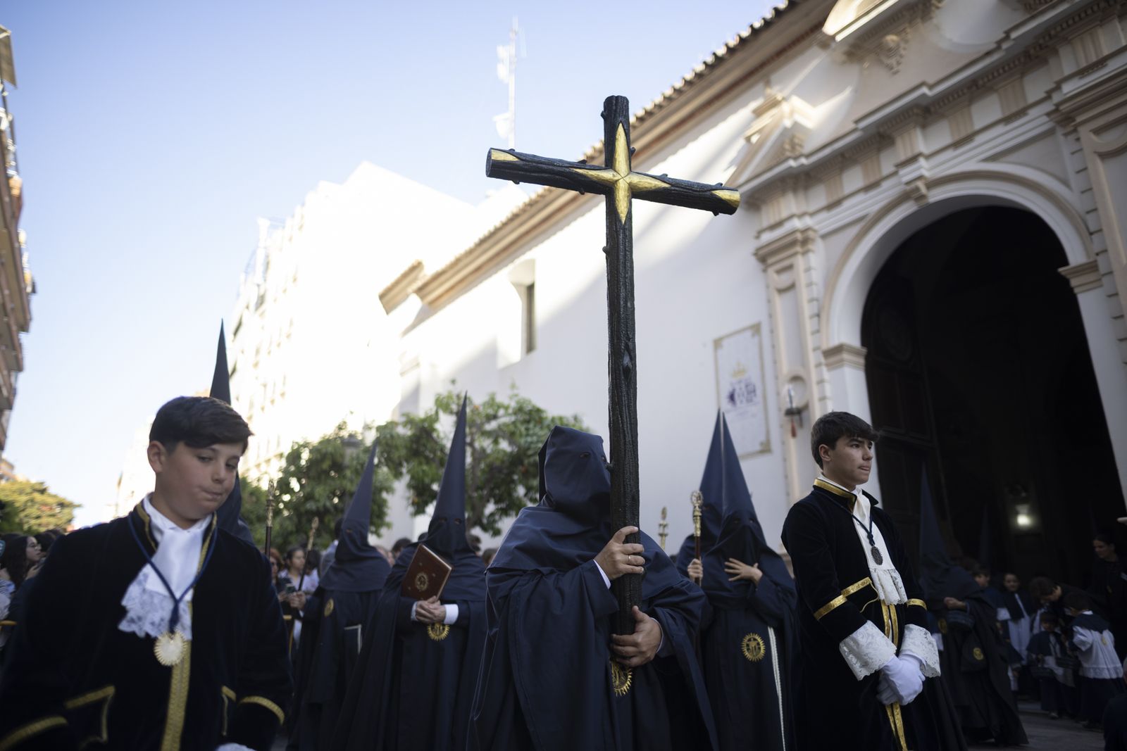 Miércoles Santo: Hermandad de la Santa Cruz de Huelva, en imágenes
