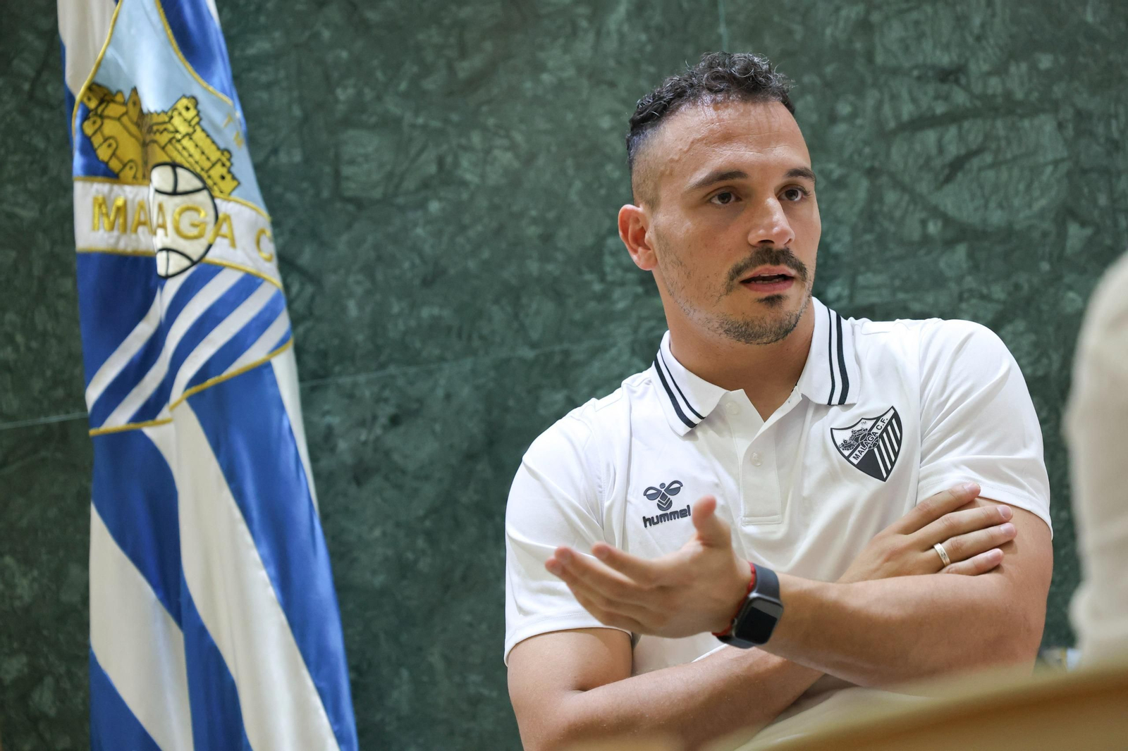 Las espectaculares fotos de Alfonso Herrero, portero del Málaga CF