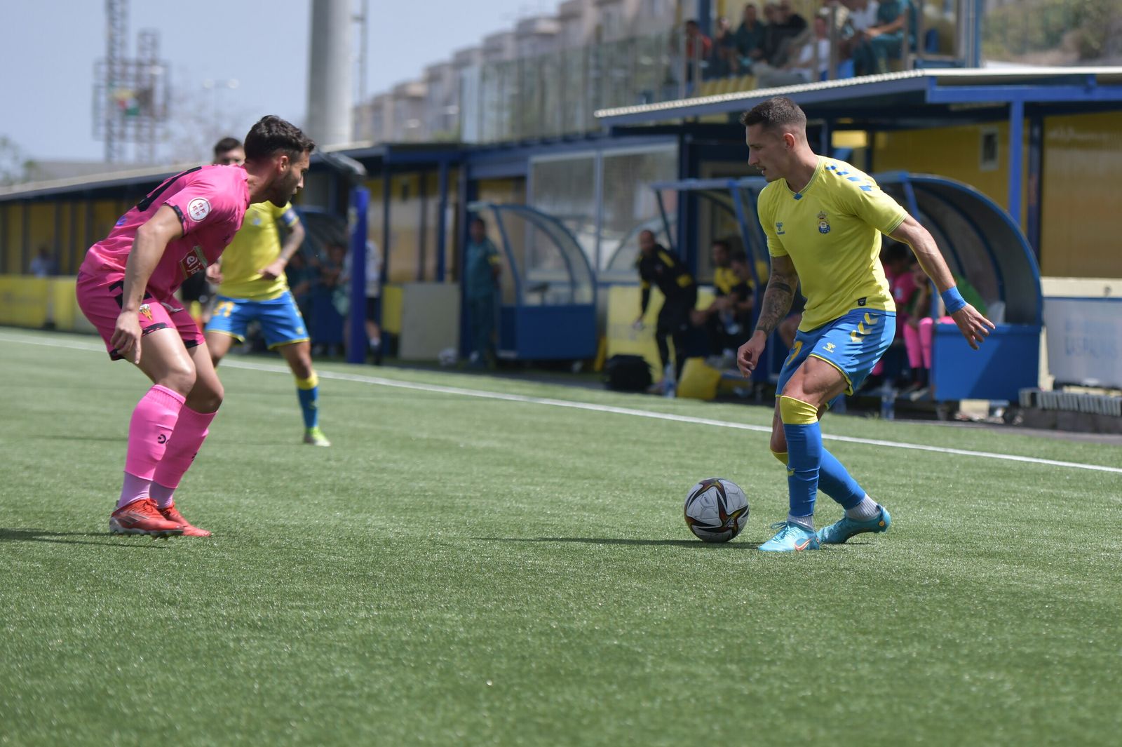 Un lance del encuentro del San Roque ante el filial de Las Palmas.