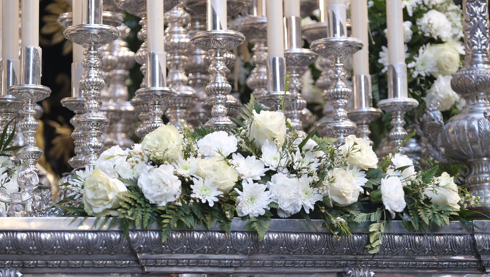 Procesión del Santo Entierro en Almería, en imágenes