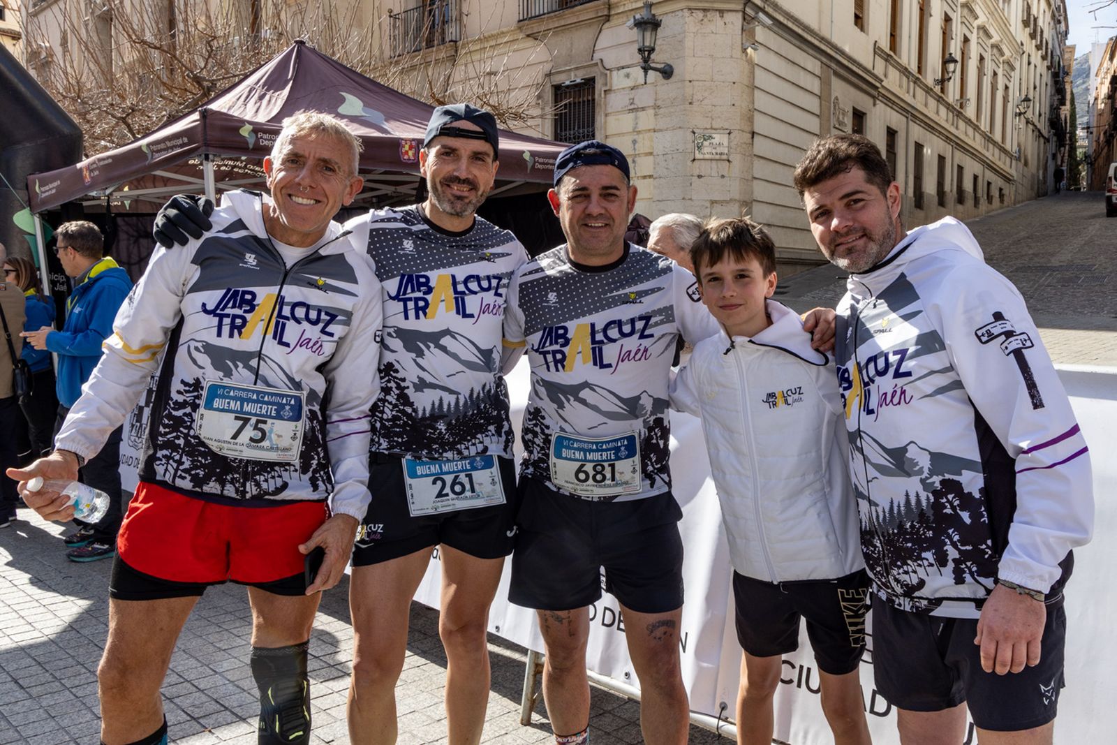 En imágenes: deporte y solidaridad se dan la mano en la VI Carrera-Caminata de la Hermandad de la Buena Muerte (2)