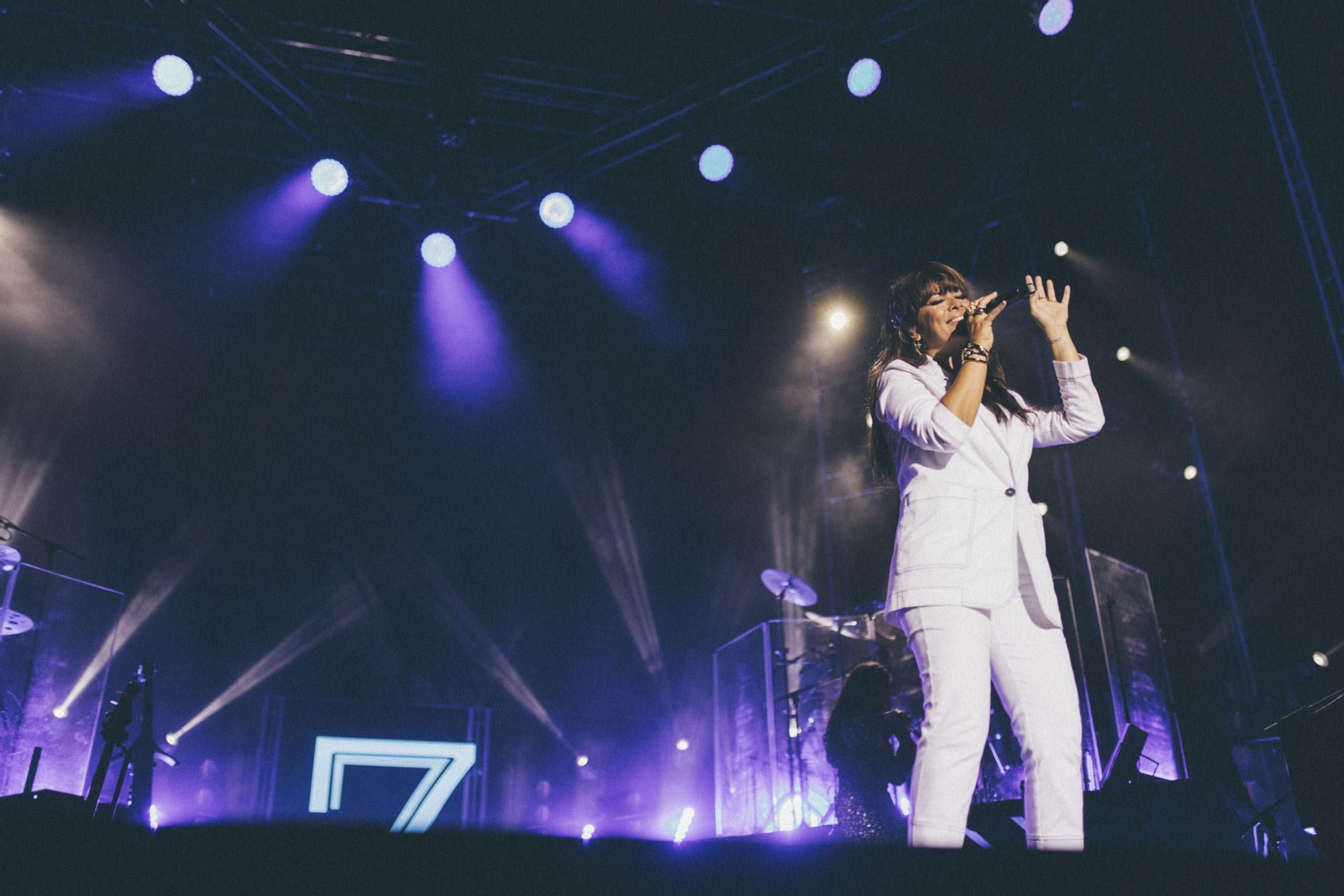 Imágenes del concierto de Vanesa Martín en la Plaza de Toros de La Merced