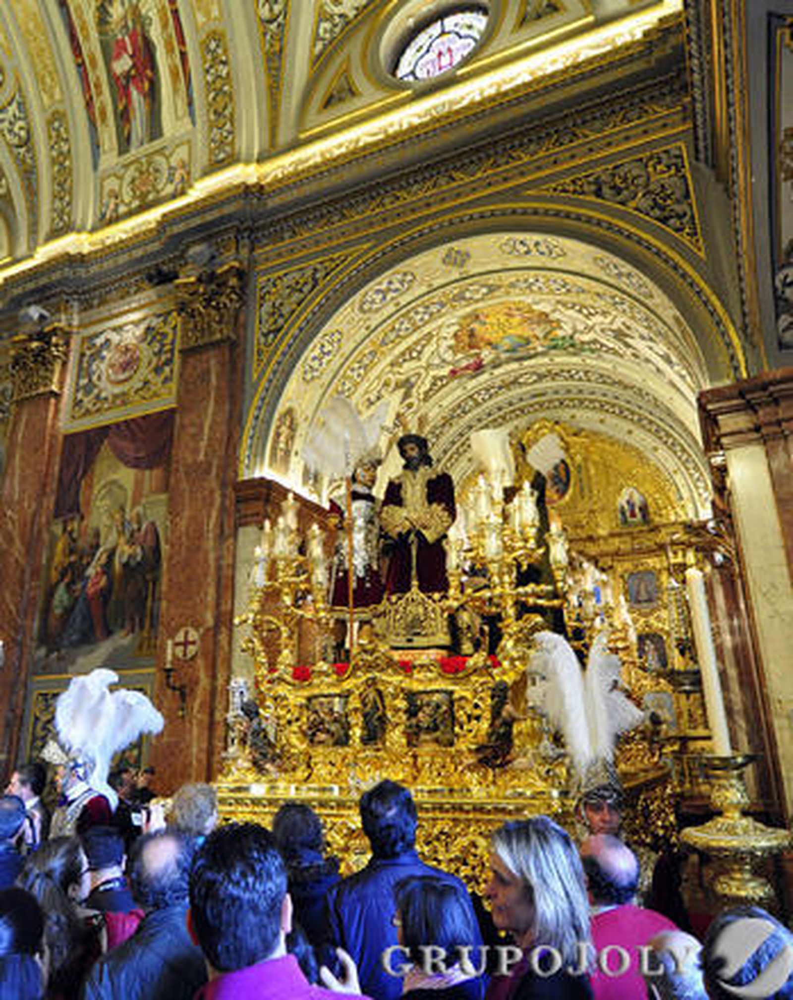 Basílica de la Macarena

Foto: Manuel Gómez