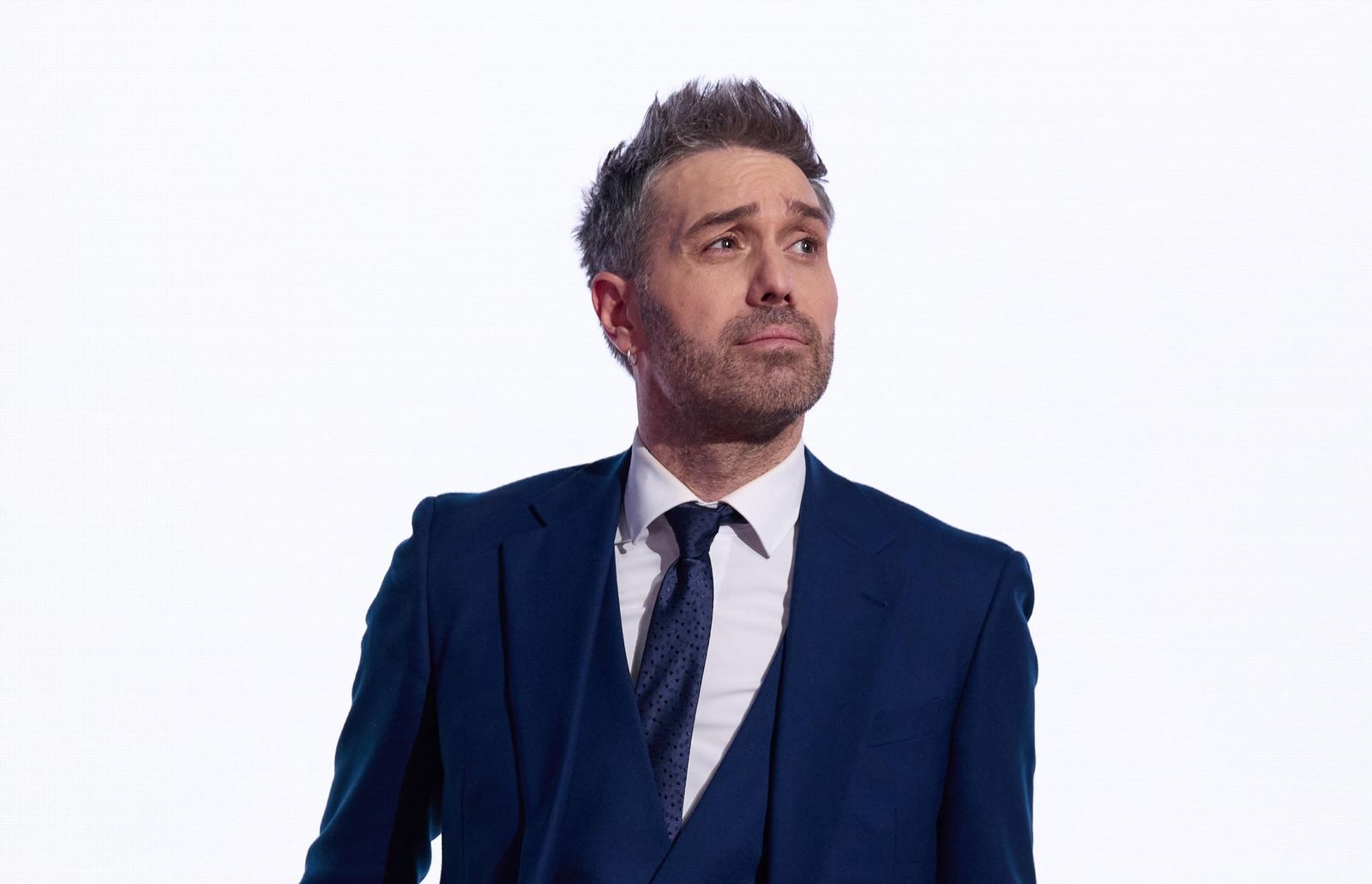 Dani Martínez se pondrá al frente del nuevo espacio de entretenimiento de mediaset grabado en Sevilla, 'La noche del gran show'.