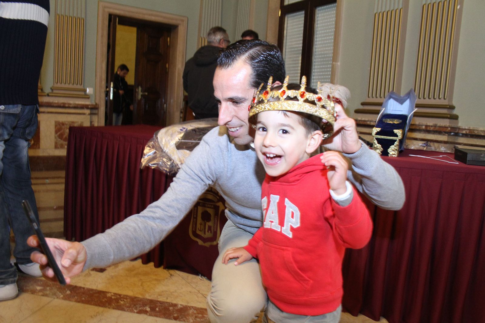 Coronación de sus majestades los Reyes Magos de Oriente 2018