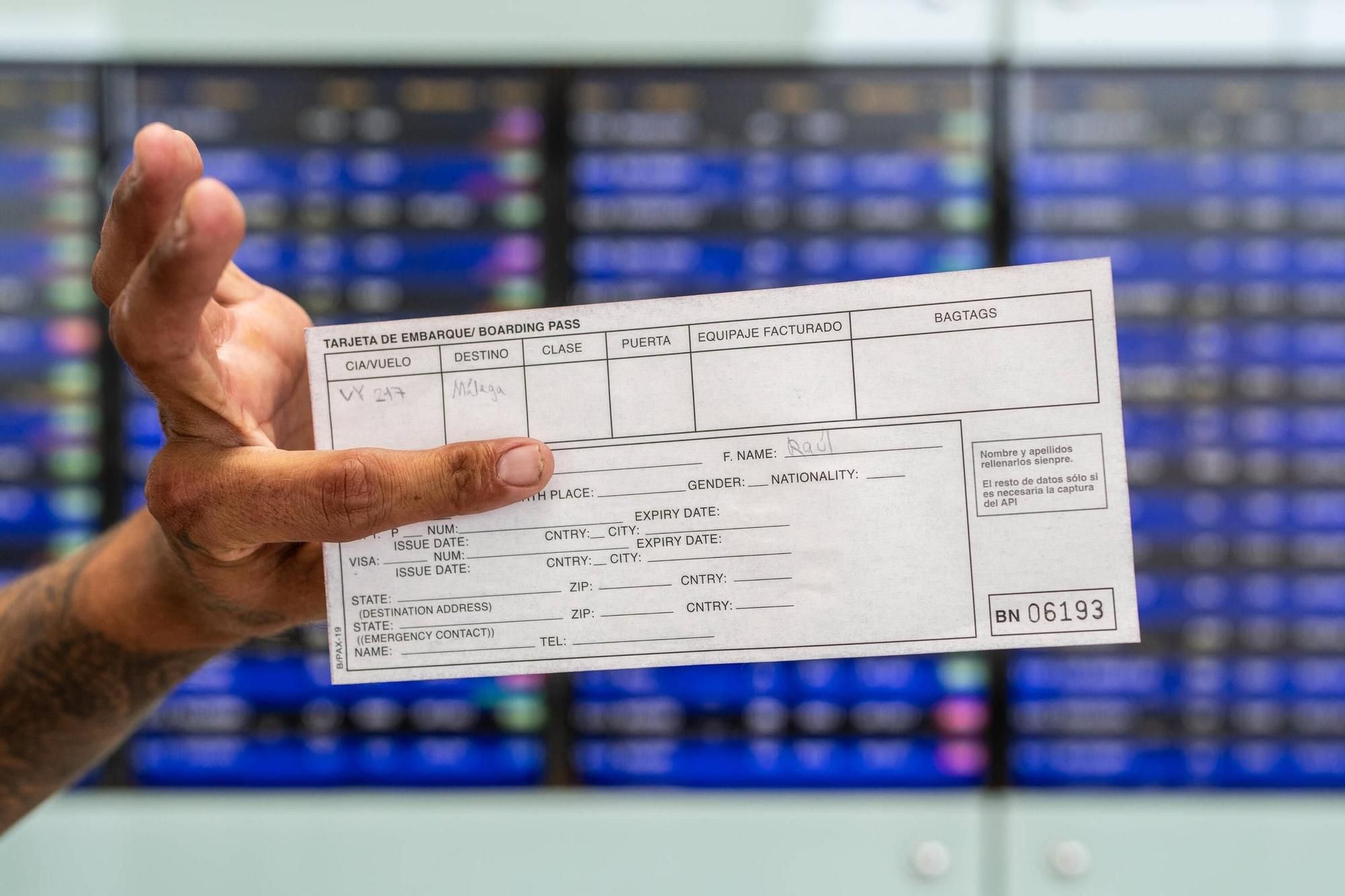 Del papel al móvil: la nueva barrera tecnológica para los mayores que viajan con Ryanair