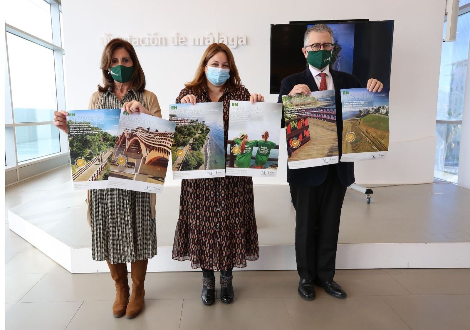 La presentación de la campaña de rutas saludables por la senda litoral.