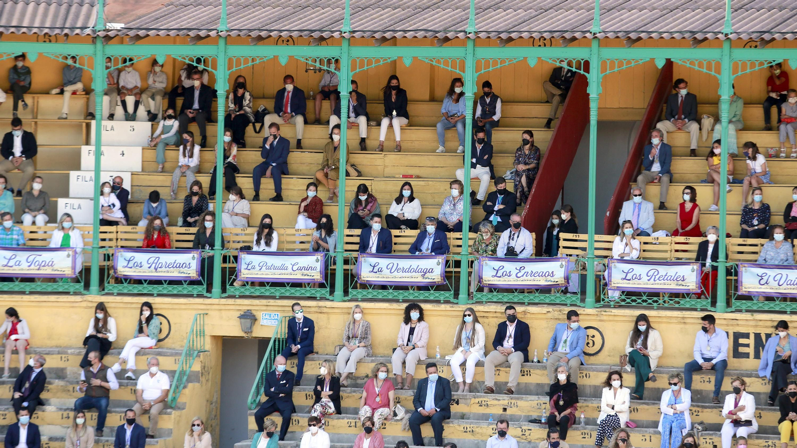 Imágenes de la Misa de Pentecostés en la Plaza de Toros de Jerez