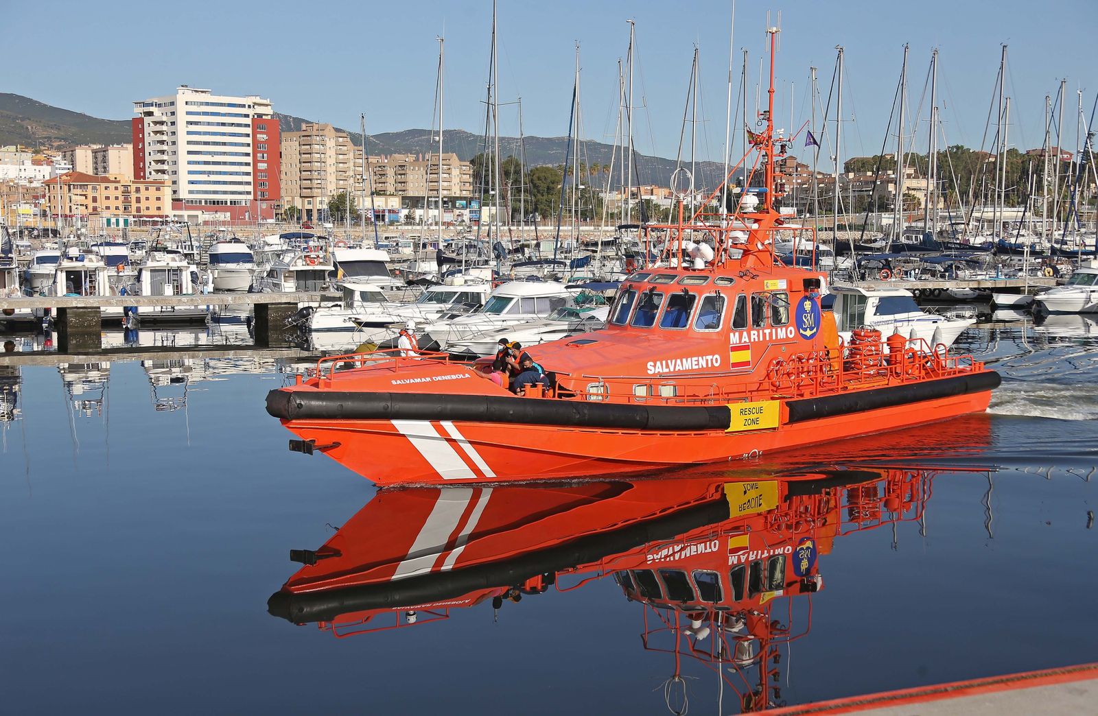 Embarcación de Salvamento Marítimo, en Algeciras.