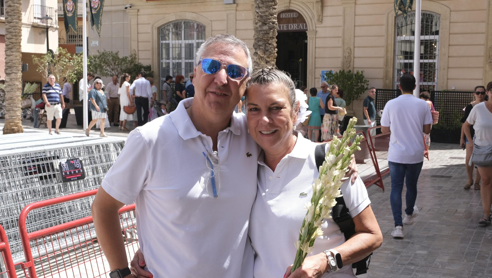 Ofrenda floral a la Virgen del Mar en la Feria de Almería 2024, en imágenes