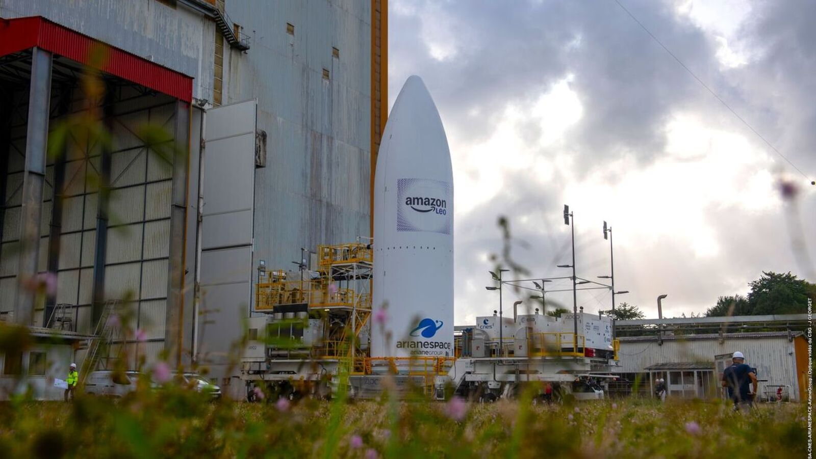 Lanzamiento de satélites de la misión Amazon Leo con Arianespace
