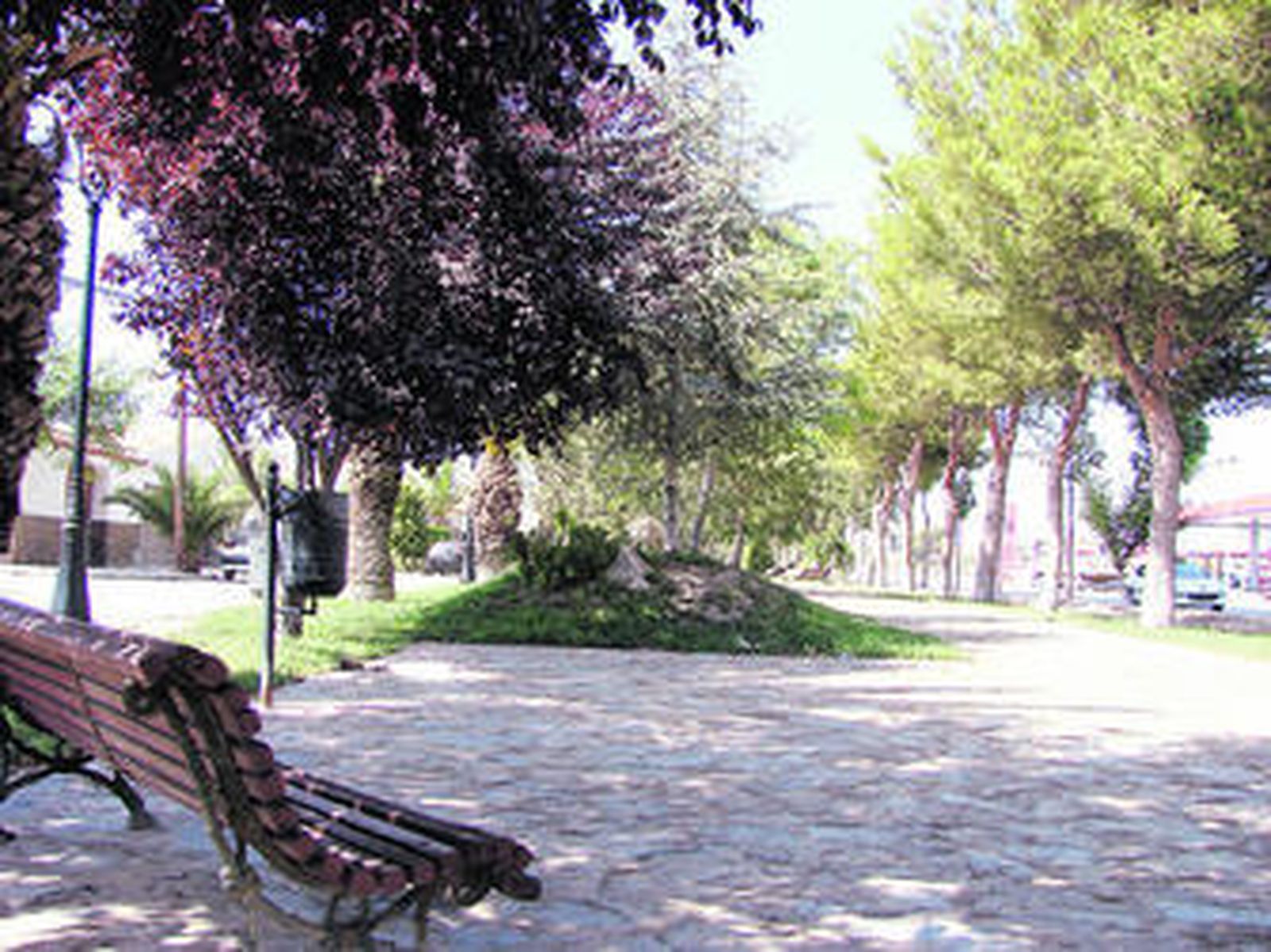 El paseo de San Isidro cuenta con nuevo alumbrado.