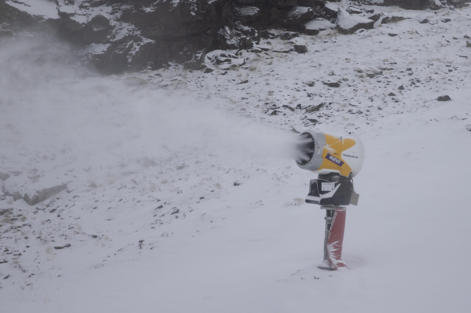 Fotos: así ha sido el inicio de la temporada de esquí en Sierra Nevada