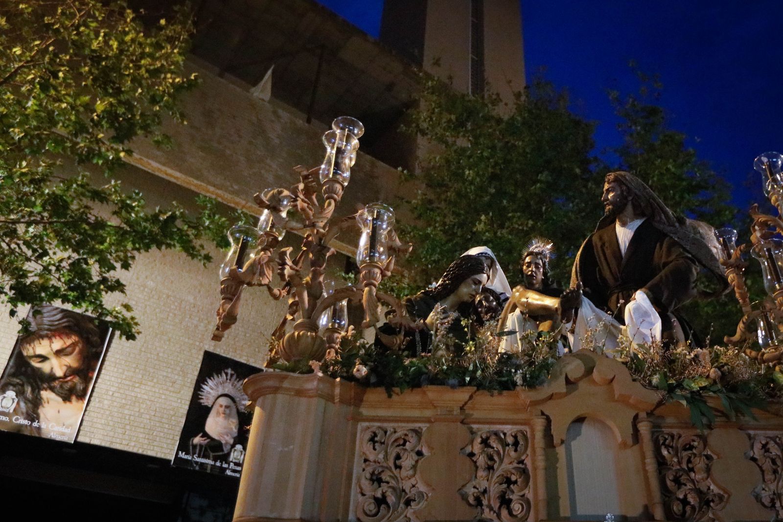 La procesión de La Caridad de Almería, en imágenes