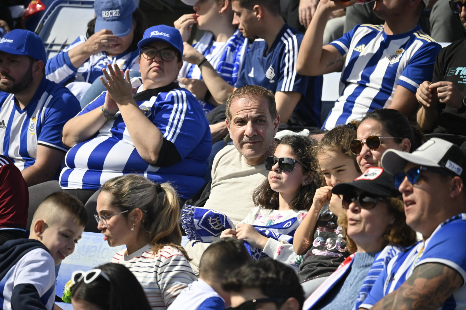 Imágenes de ambiente del partido Recre - Melilla