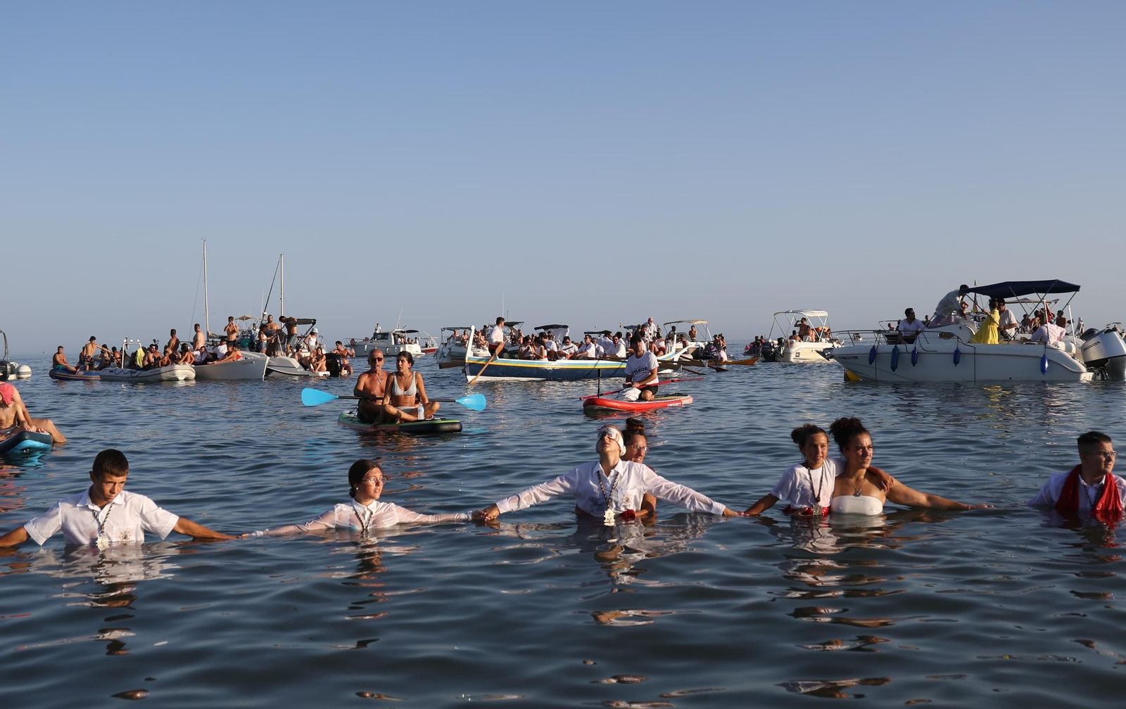 La procesión de la Virgen del Carmen en El Palo, en Málaga, en imágenes