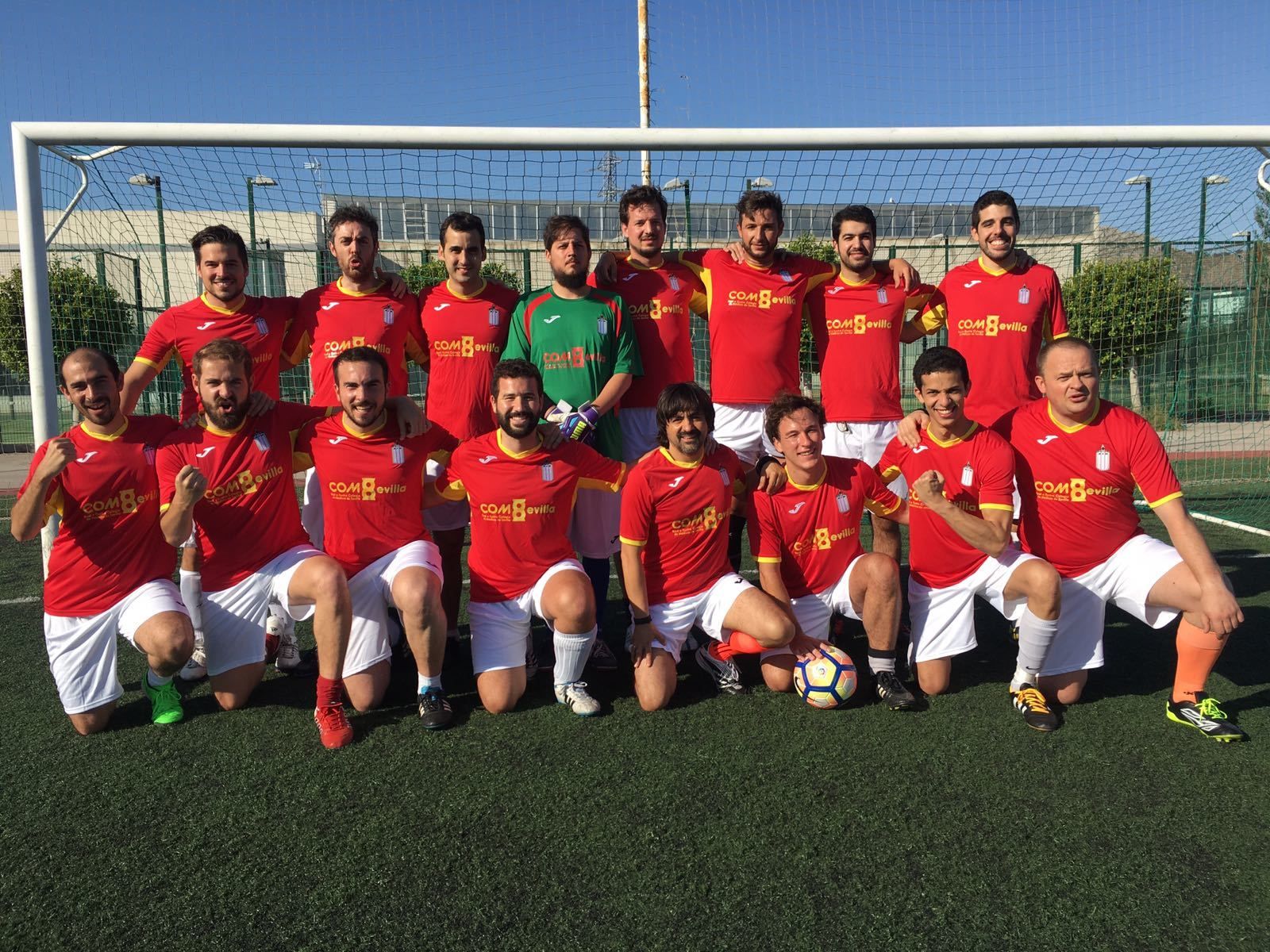 El Híspalis Fútbol Médico en uno de sus encuentros.