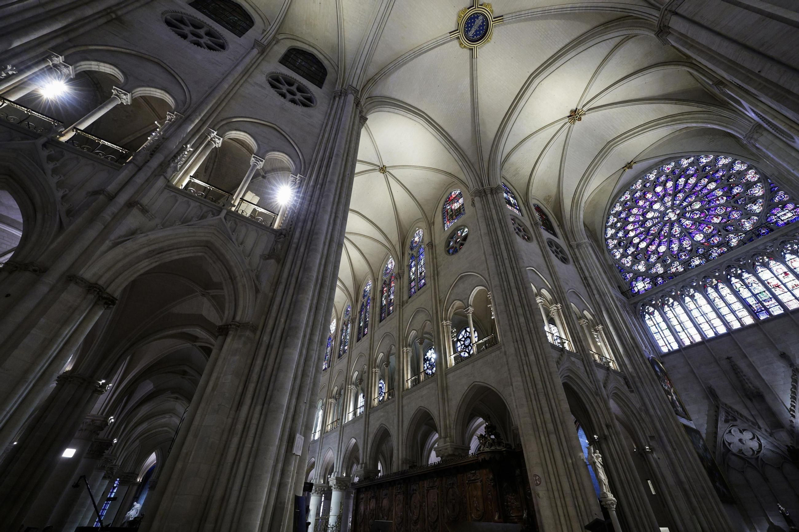 Así es el nuevo interior de Notre Dame tras la restauración Así es el nuevo interior de Notre Dame tras la restauración