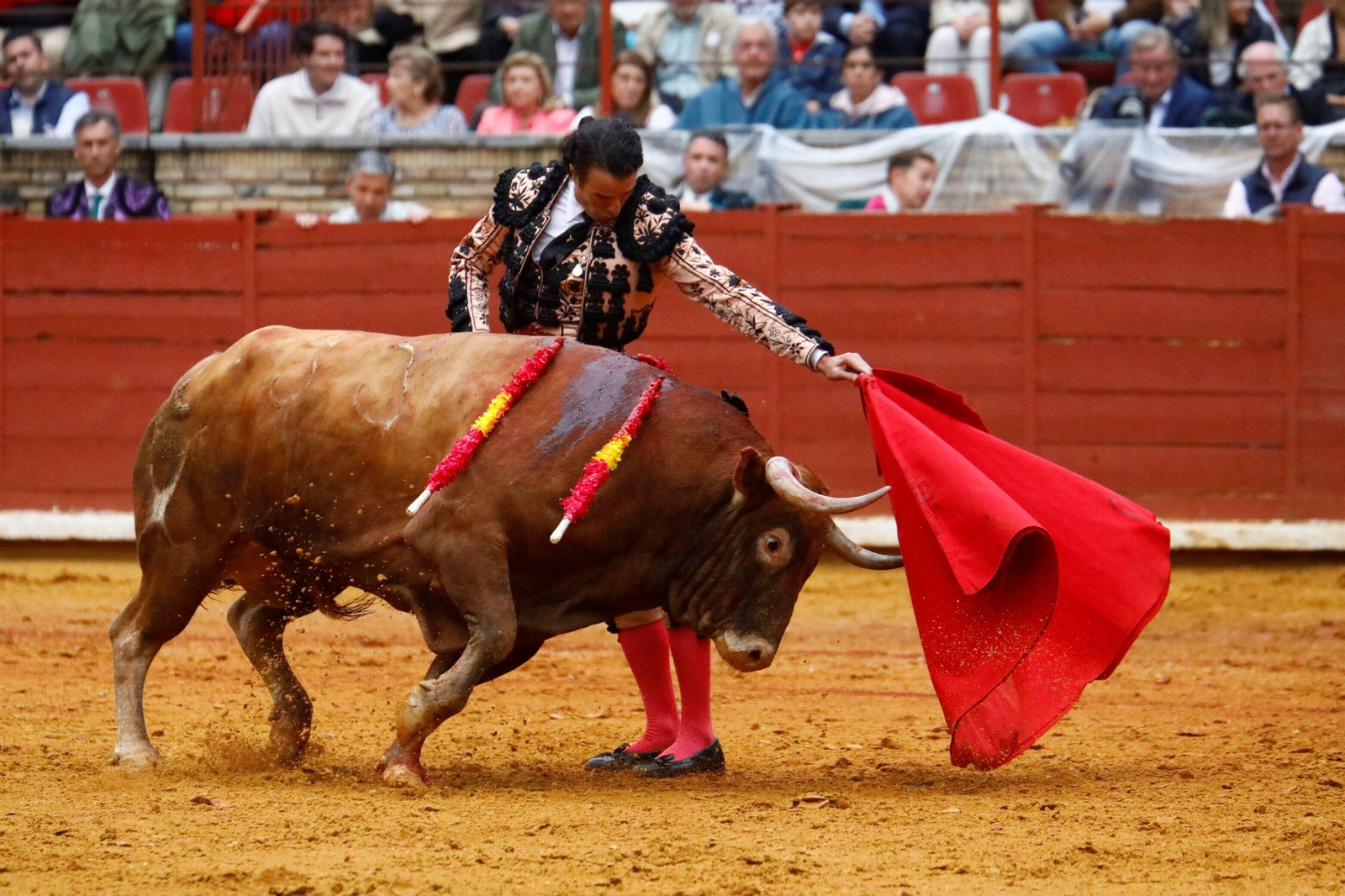 La última corrida de la Feria Taurina de Córdoba, en imágenes