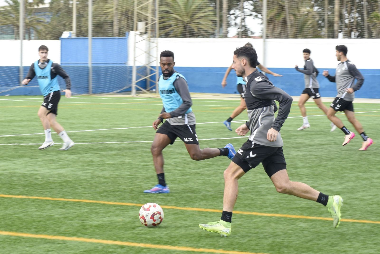 Las fotos del entrenamiento de la Balona previo a su vuelta a la competición en Castilleja