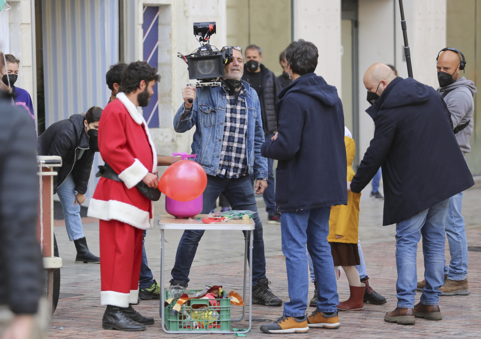 El rodaje de 'La chica de nieve' en Málaga, en fotos