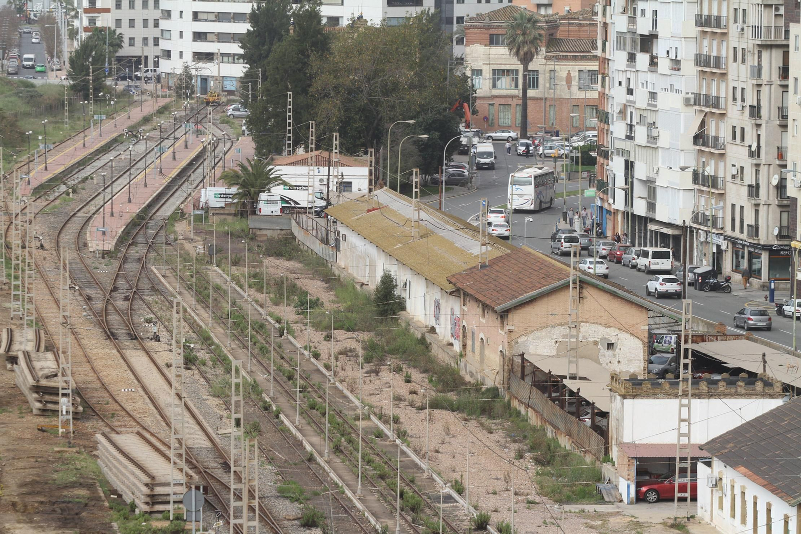 Los últimos preparativos de la estación de tren, en imágenes