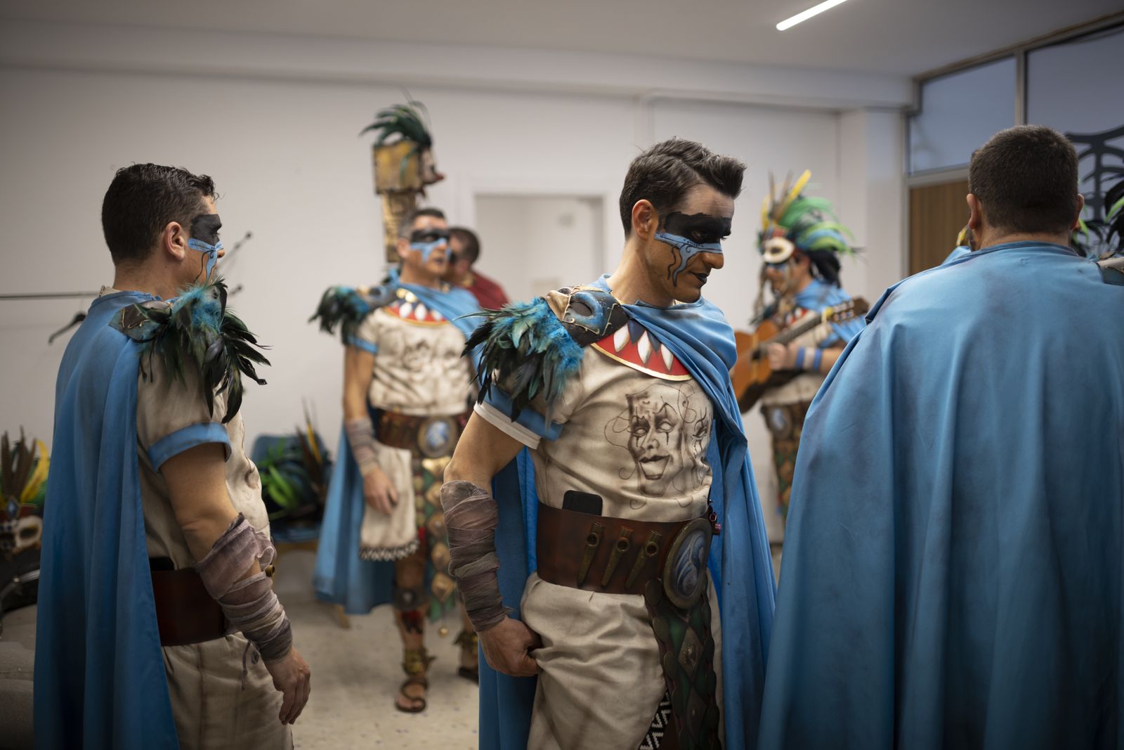 Imágenes de la actuación de la comparsa de Bollullos "El sacrificio" en el Carnaval Colombino