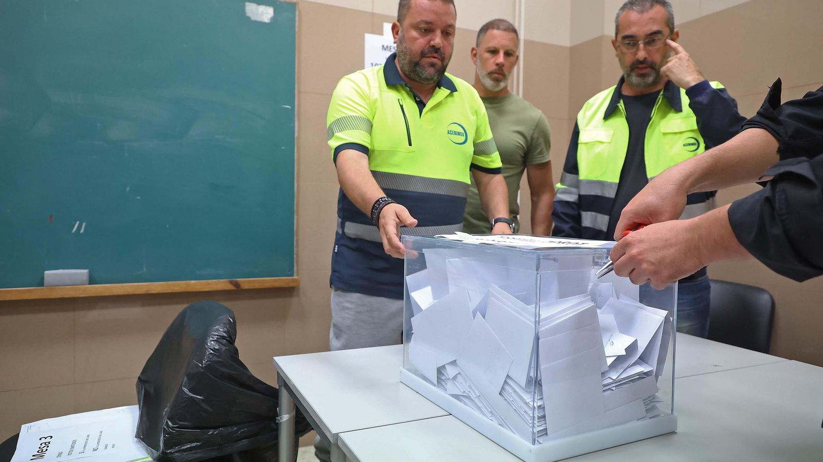 La primera votación del convenio de Acerinox. La primera votación del convenio de Acerinox.