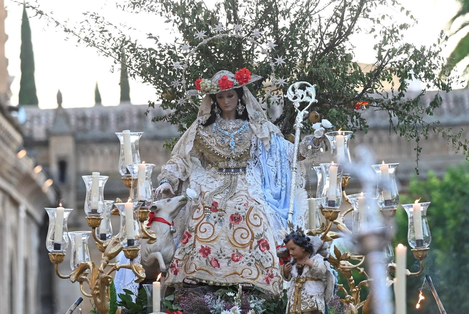 Las mejores fotos de la procesión de la Divina Pastora de Córdoba