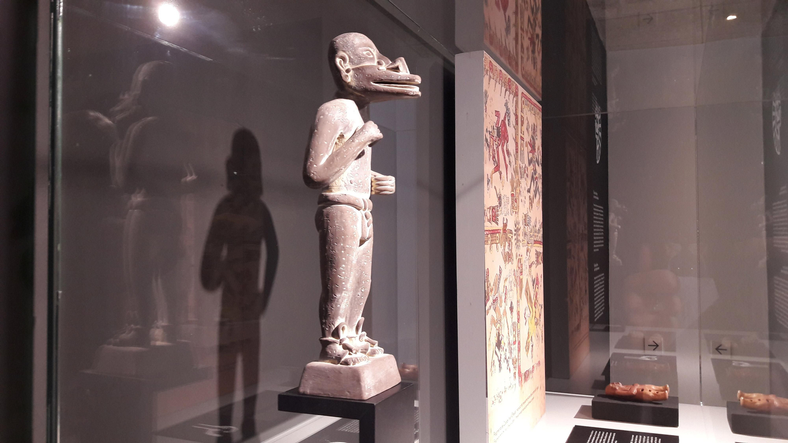 Una de las piezas de 'Silbatos aztecas de la muerte'.