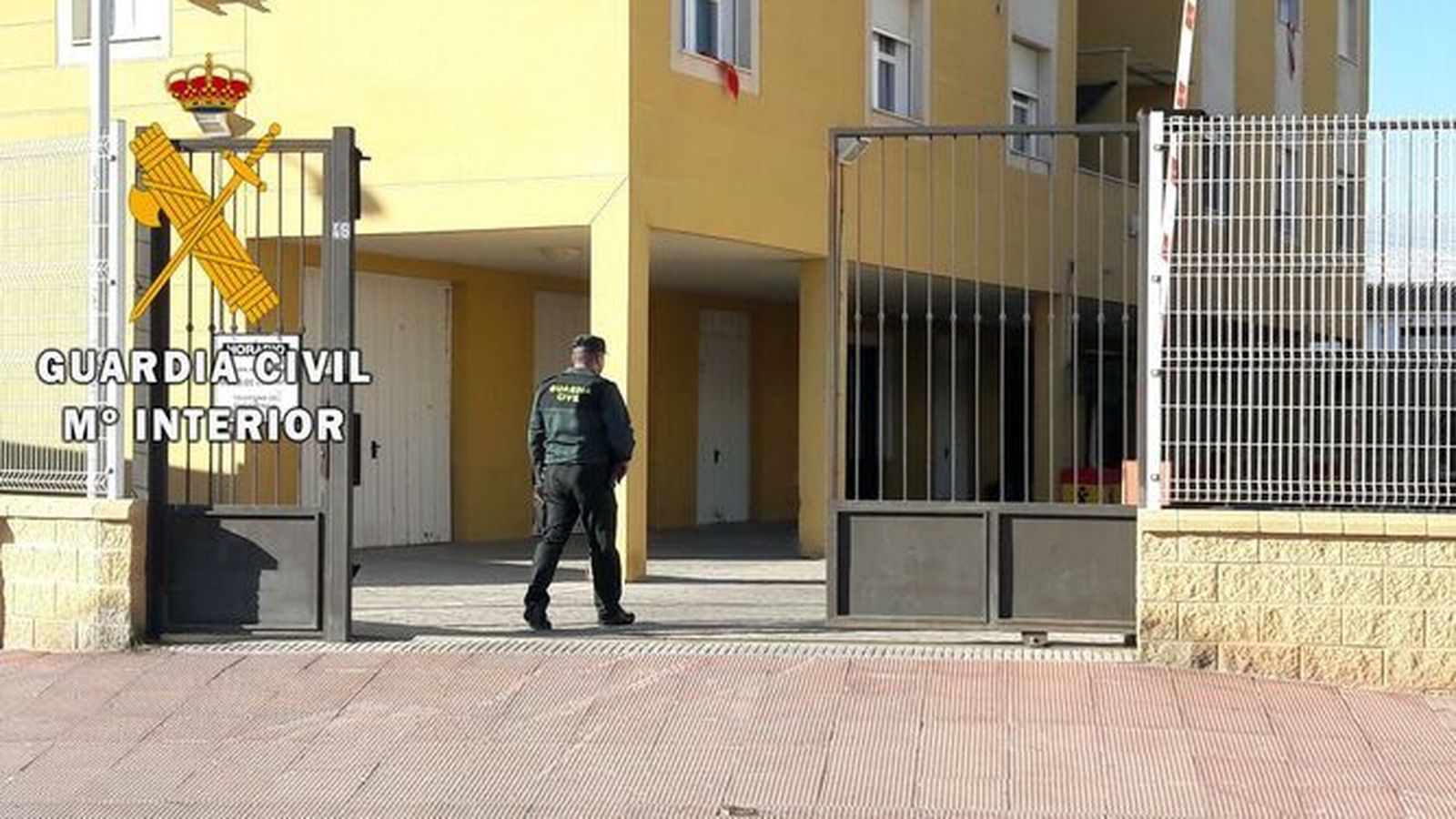 Detenidos los dos presuntos autores de robos en viviendas y establecimientos de Almería y Murcia
