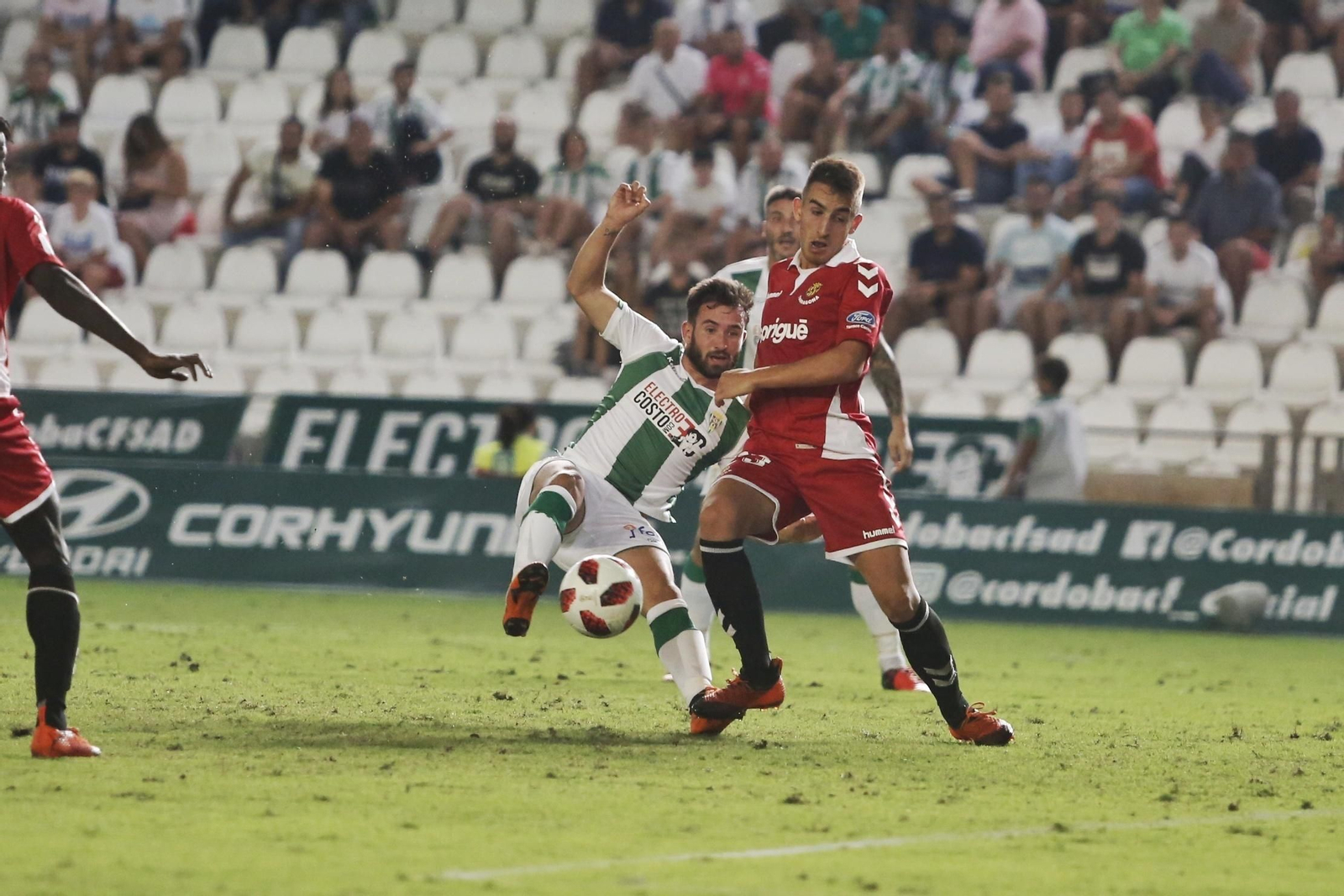 Las imágenes del Córdoba-Gimnástic de Tarragona