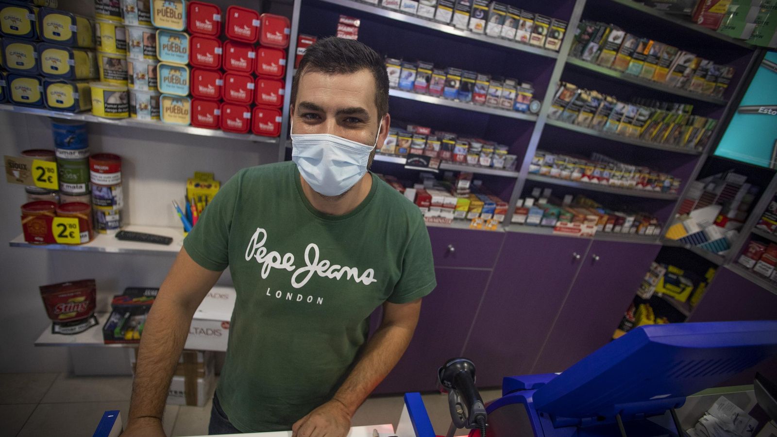 Antonio Jesús Nieto, del estanco Granada 71.