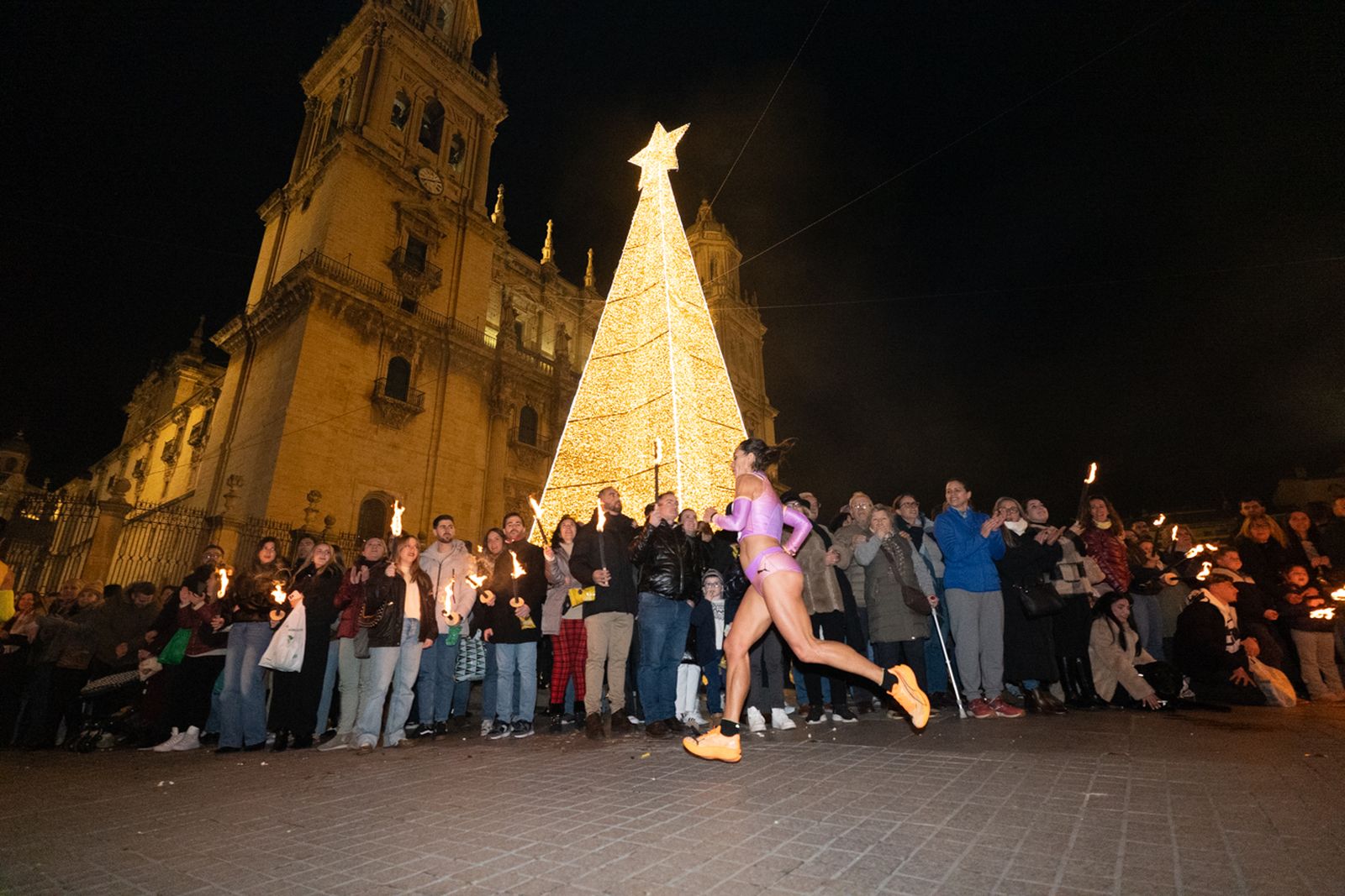 En imágenes: la élite del atletismo mundial y nacional exhibe su clase en la Carrera de San Antón 2026