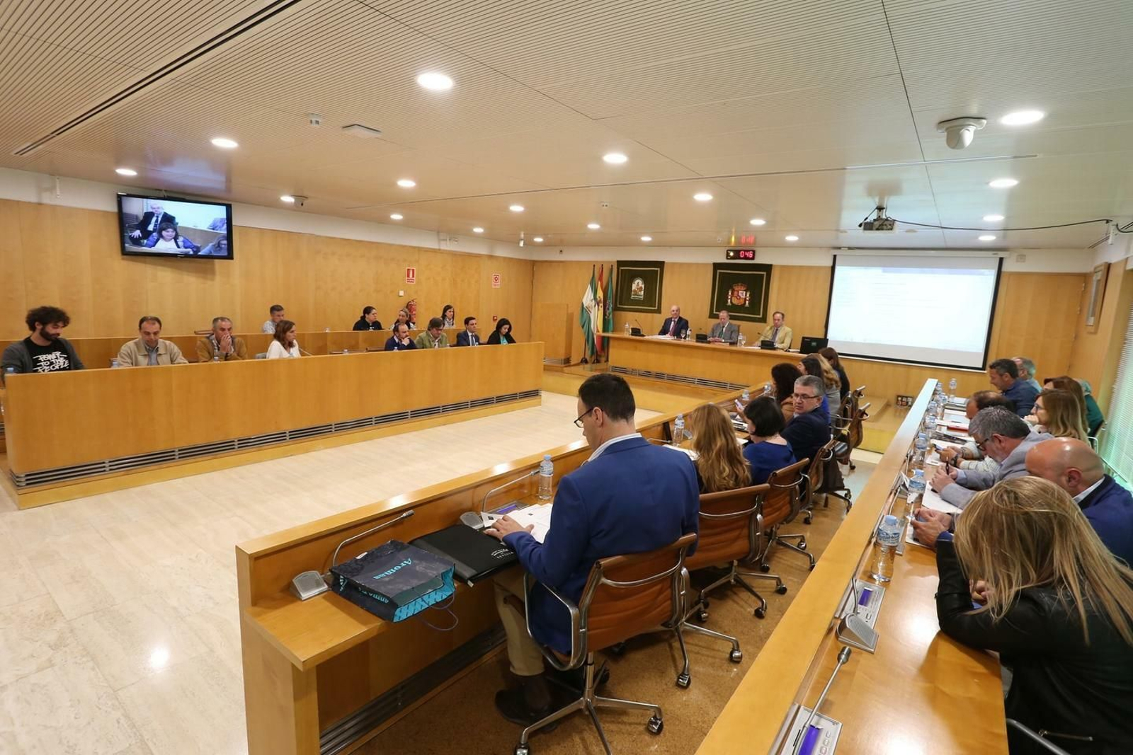 Una de las últimas sesiones plenarias de la Diputación.