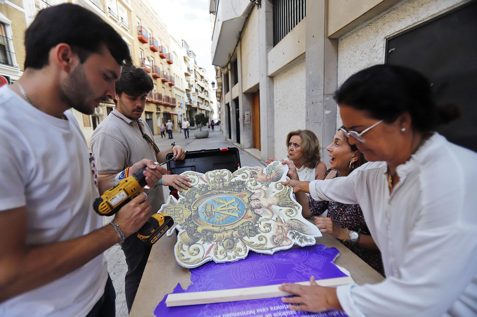 Imágenes de los preparativos para la Coronación de Amargura