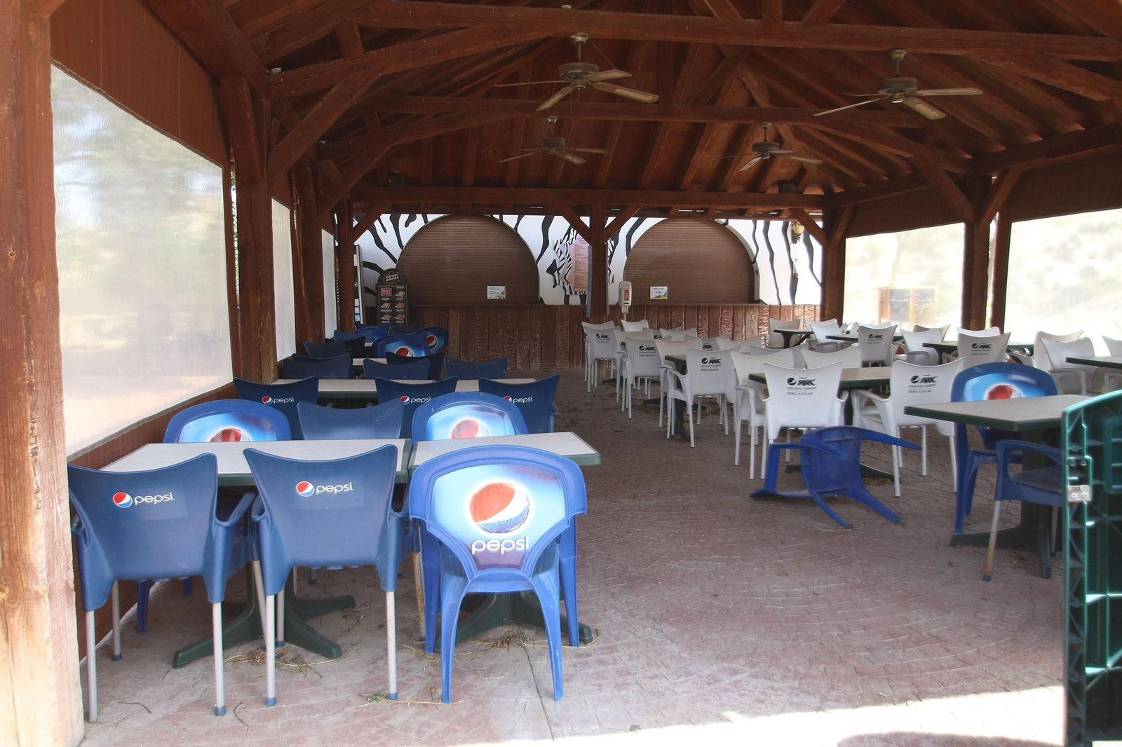 Fotogalería del Oasys Mini Hollywood sin actividad durante el coronavirus