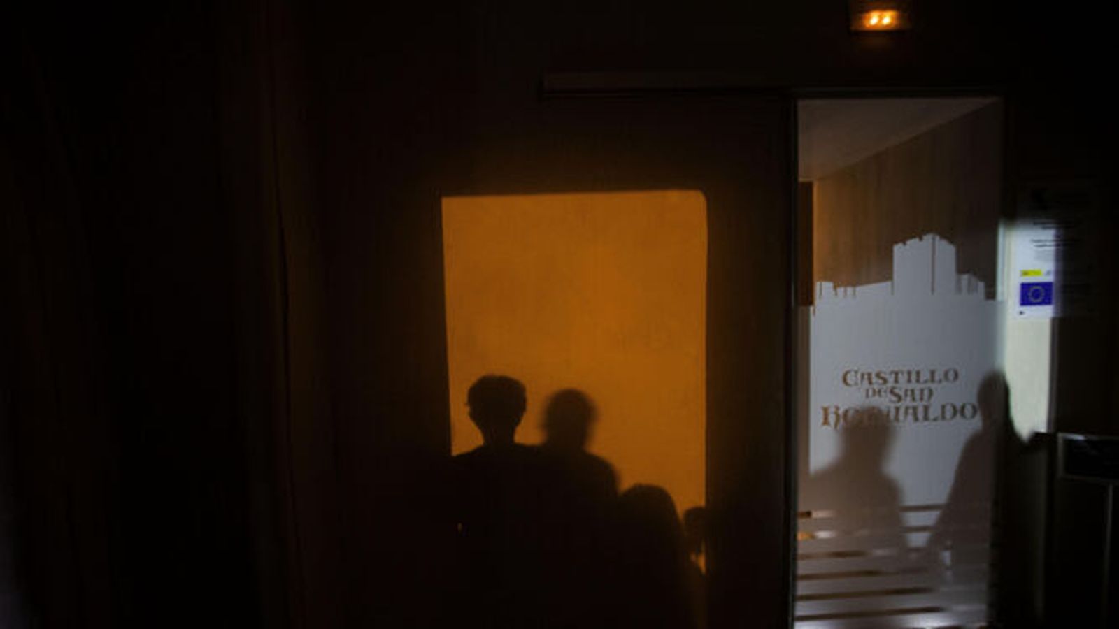 El Castillo de San Romualdo, enclave habitual de la ruta de los misterios de La Isla.