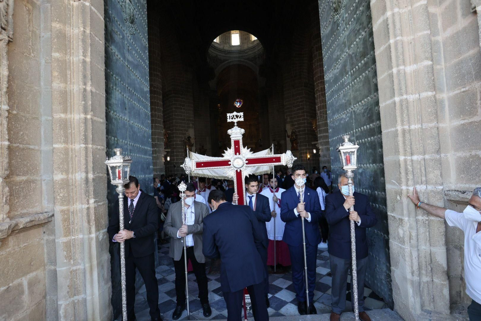 Las imágenes de regreso de las hermandades de la Sed, Candelaria, Paz y Clemencia a sus templos